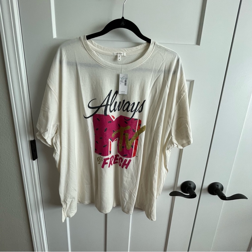 NWT, cream color tee, MTV, distressed print, plus, 3x, Maurice’s, school, casual